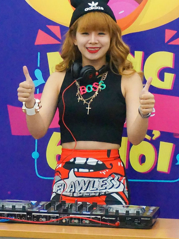 DJ Mie - Mừng ZingMe 6 tuổi - DMC Saigon
