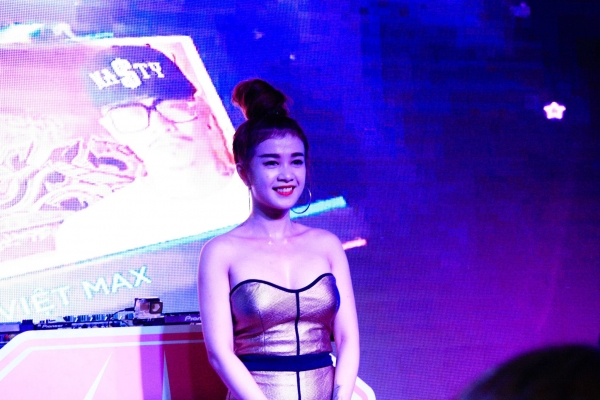 MISS DJ 2015 - VONG SO TUYEN 25.6 - ONE PLUS