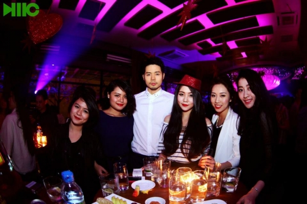 The Red Party - Valentine Day - The Rooftop HN