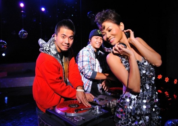 DJ WANG - DJ BNUTS - THU MINH